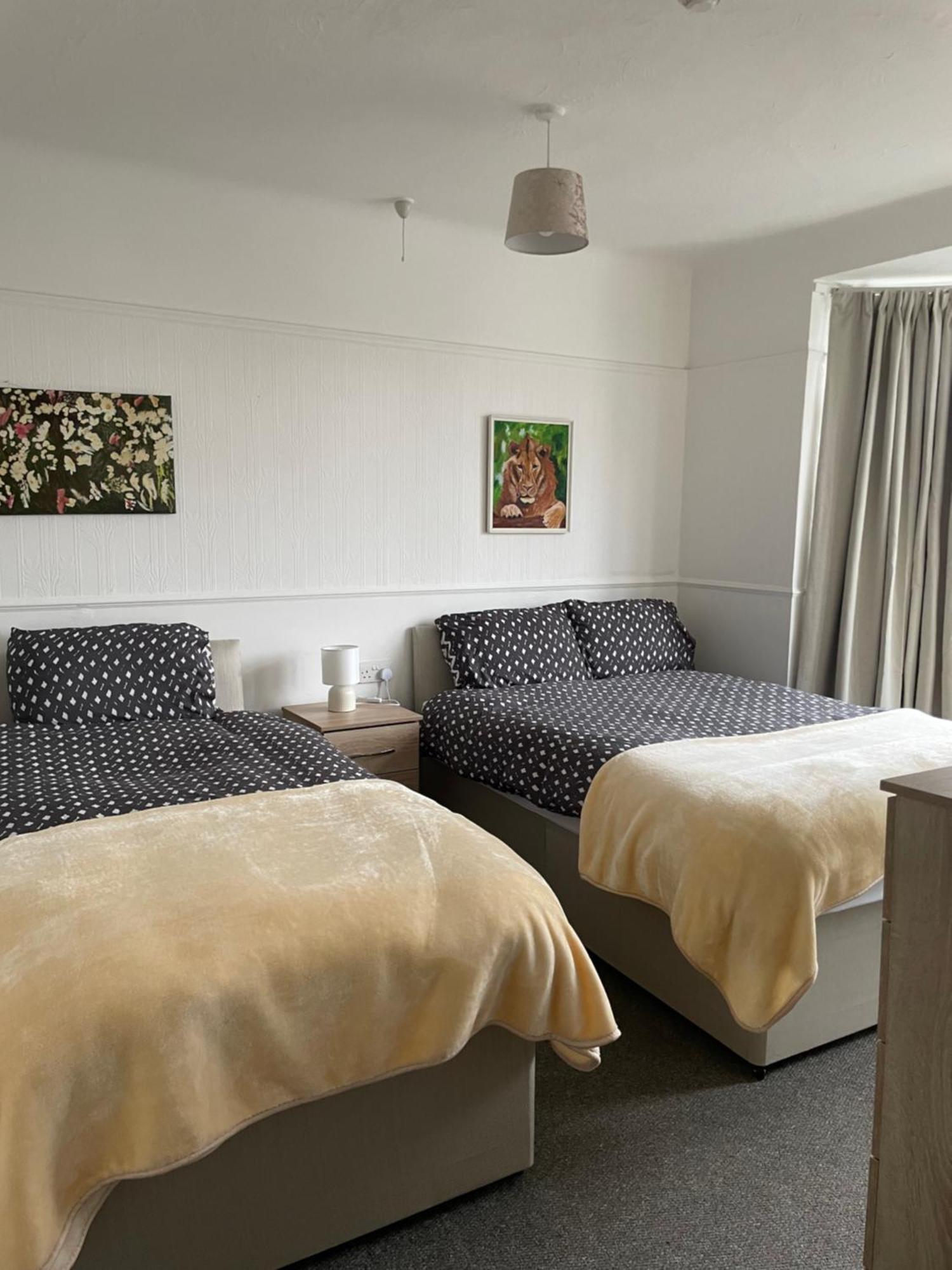 Amitie Guest House Bornemouth Extérieur photo