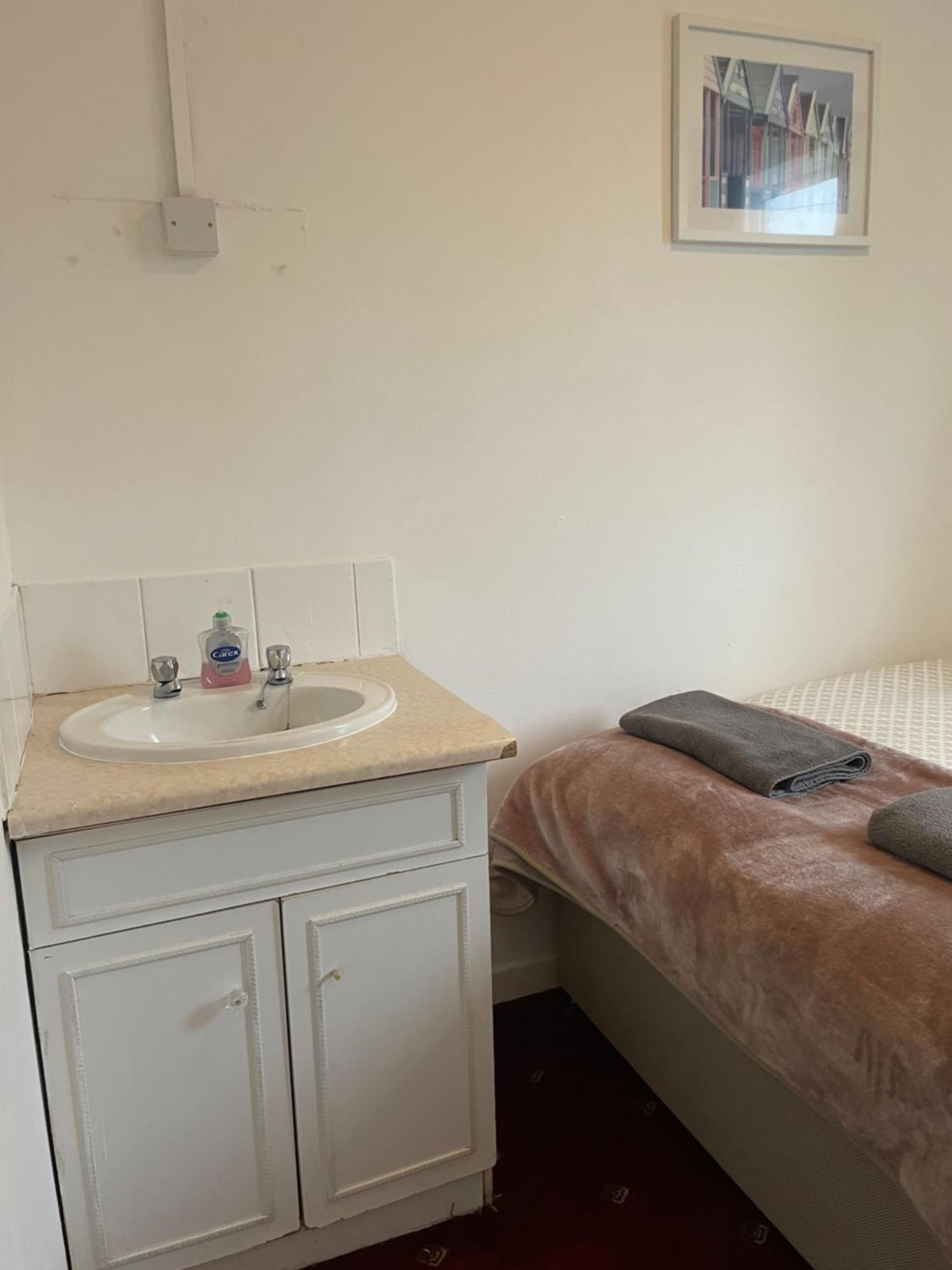 Amitie Guest House Bornemouth Extérieur photo